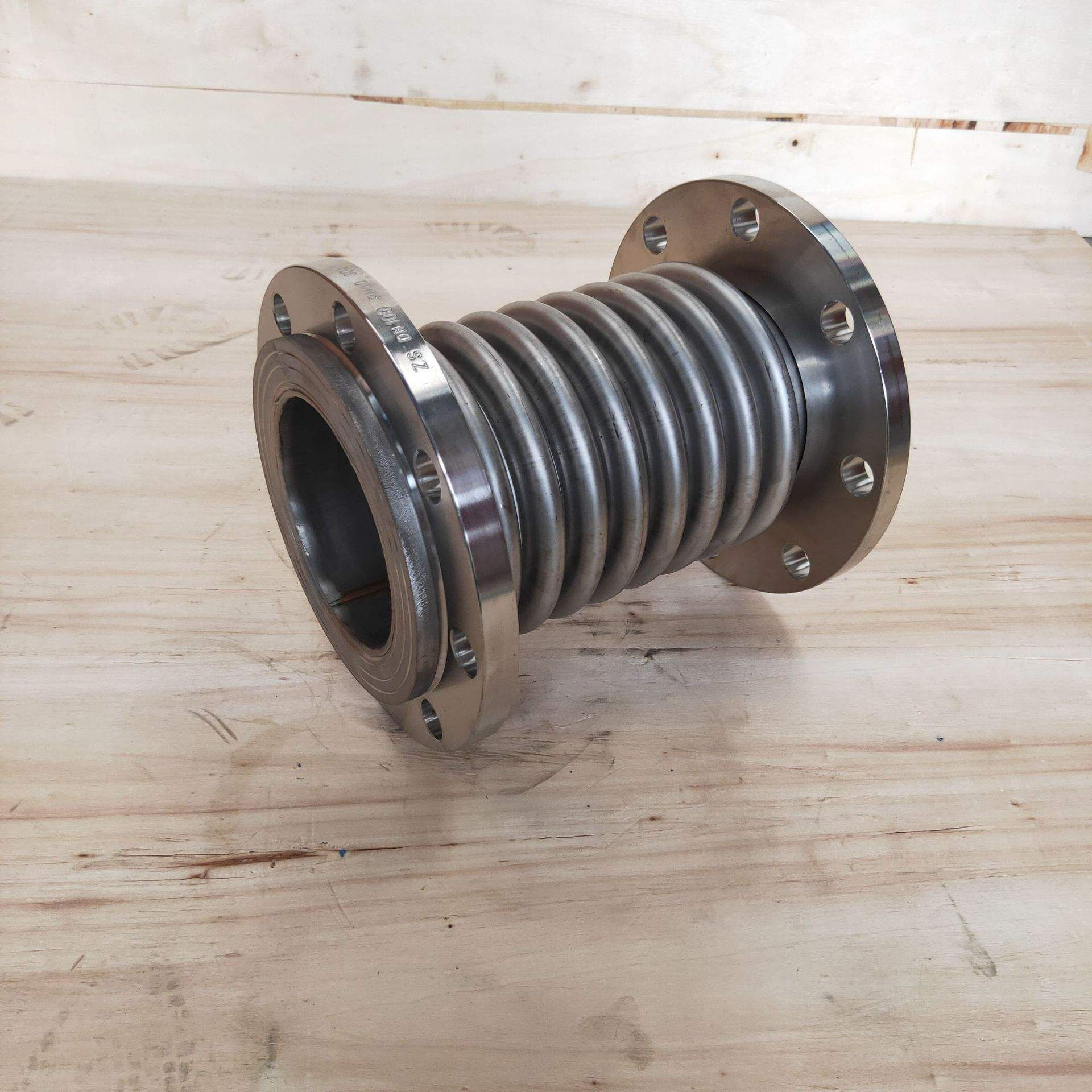 波紋補(bǔ)償器用途是什么